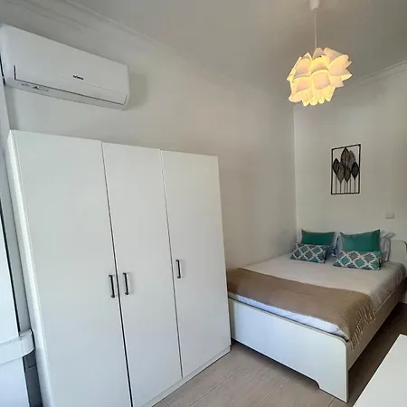 Almirante Reis Apartament