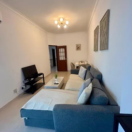 Apartament Almirante Reis